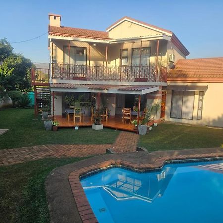 Ezulwini Guest House Ngoại thất bức ảnh