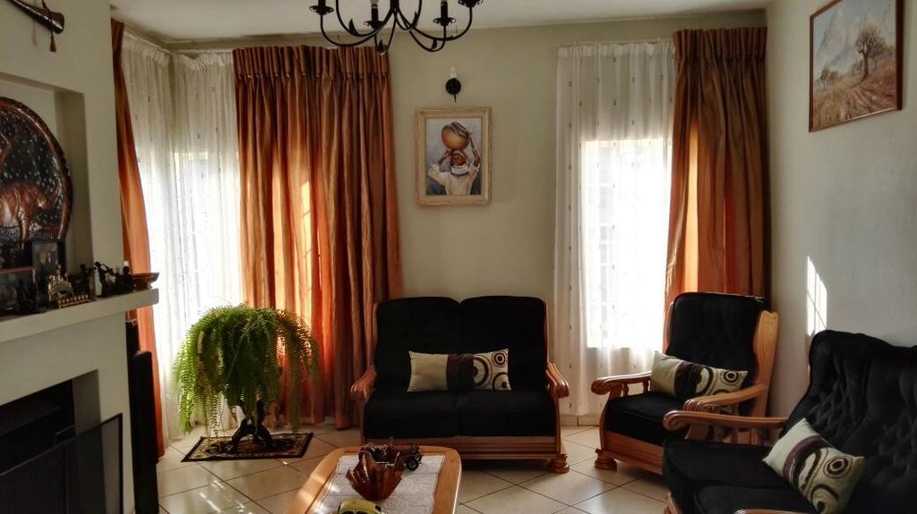 Ezulwini Guest House Ngoại thất bức ảnh