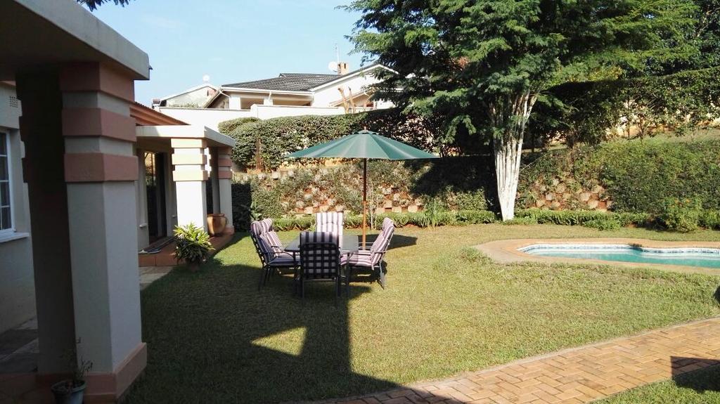 Ezulwini Guest House Ngoại thất bức ảnh