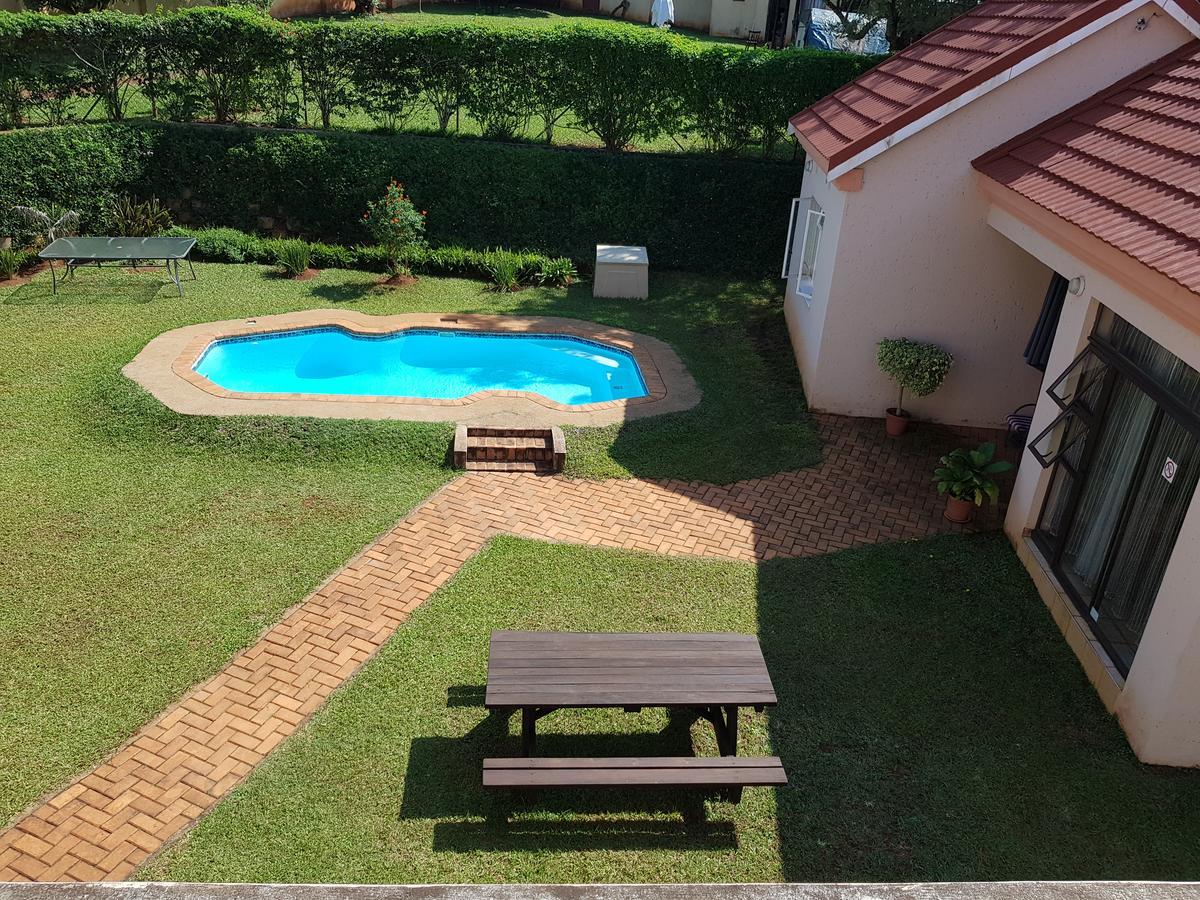 Ezulwini Guest House Ngoại thất bức ảnh