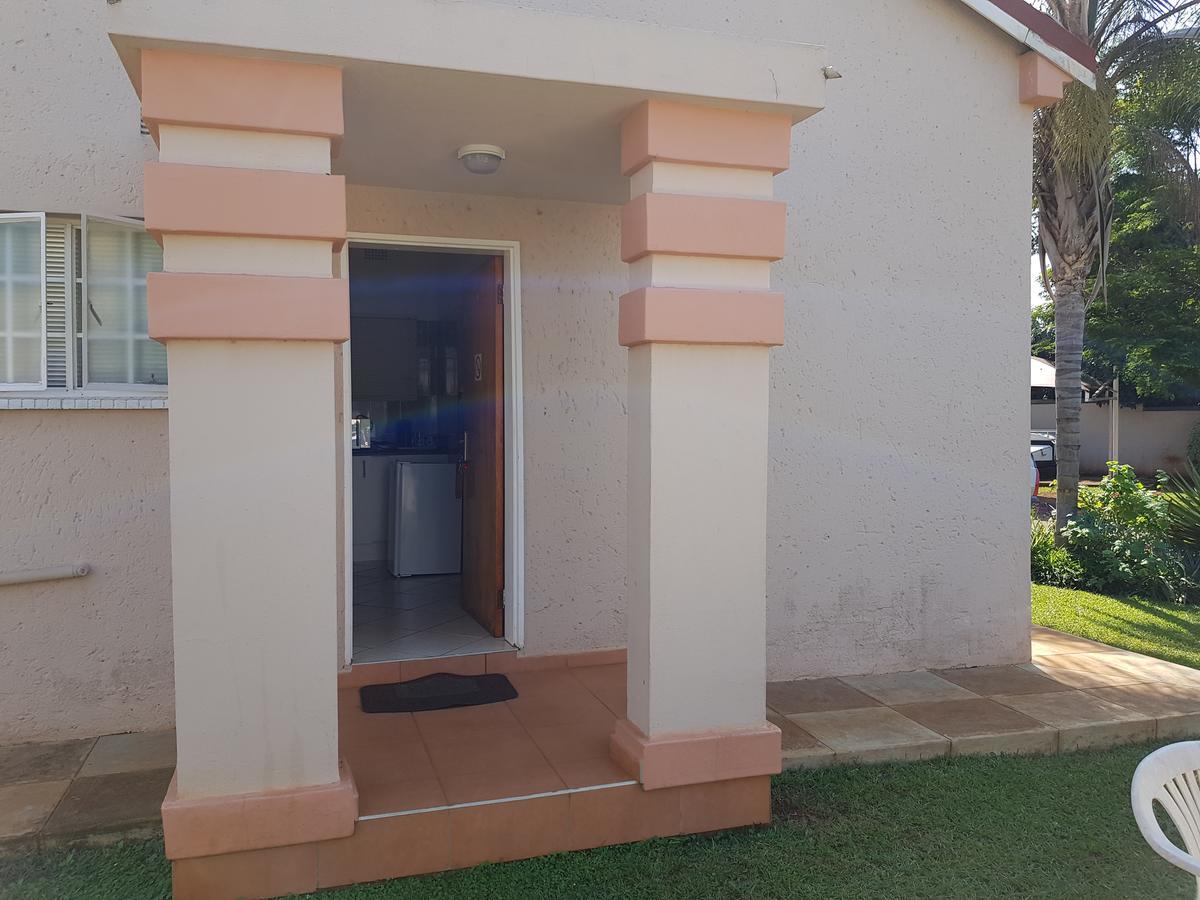 Ezulwini Guest House Ngoại thất bức ảnh