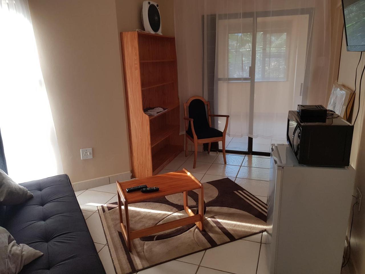 Ezulwini Guest House Ngoại thất bức ảnh