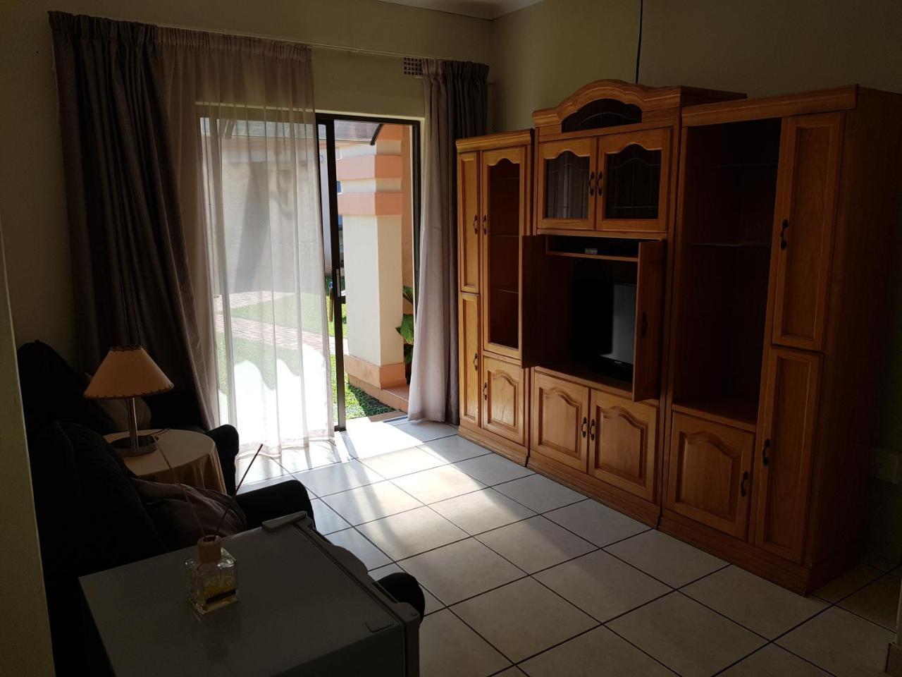 Ezulwini Guest House Ngoại thất bức ảnh