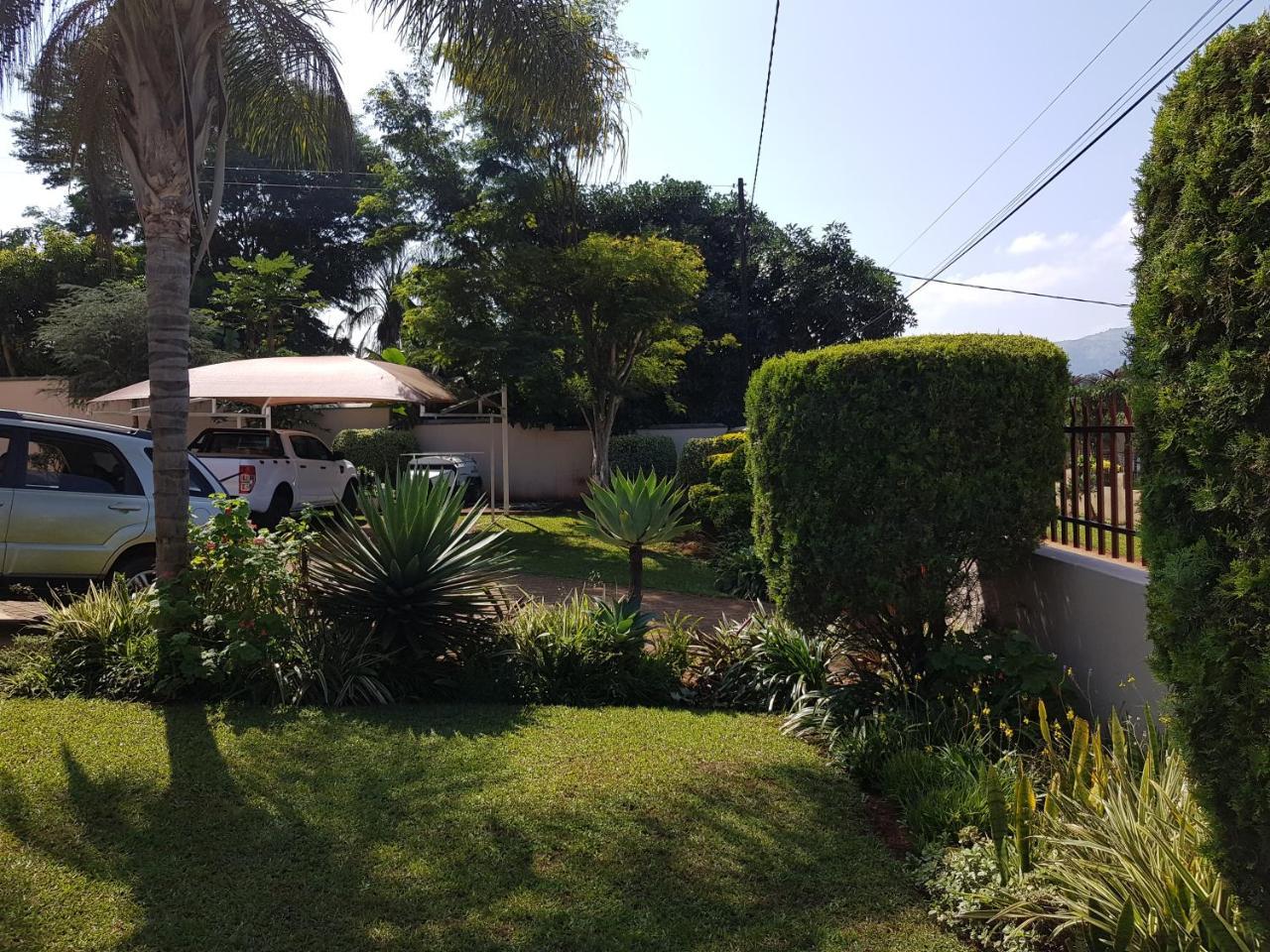 Ezulwini Guest House Ngoại thất bức ảnh